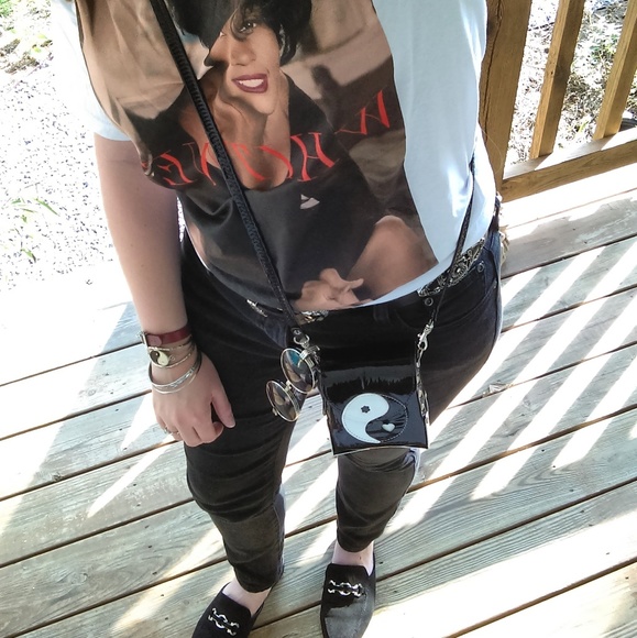 Meet Your Posher - Picture 8 of 8